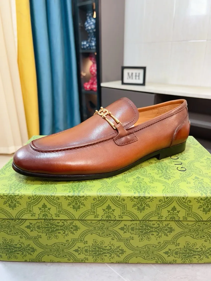Men's shoes 💰500🌹🌹【GUCCI】The most popular classic Gucci leather shoes. Synchronized with the official website, the upper is made of Italian first-layer cowhide ➕cowhide lining, with unique brand and unique craftsmanship. Highlighting the hot style of the new year. Stop hesitating, stop wandering, get it now. Number: 38--44